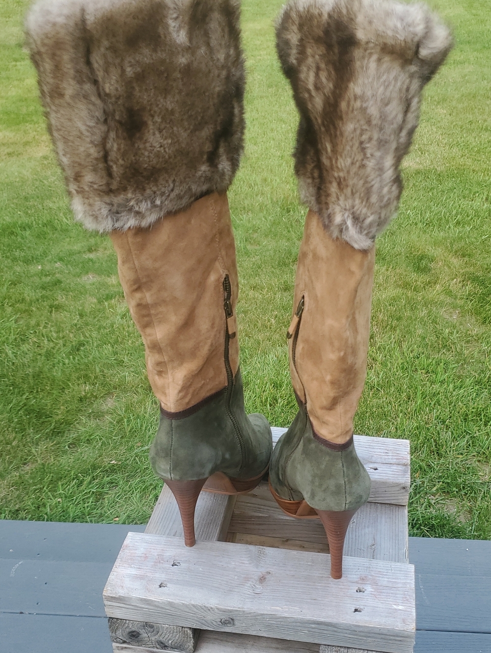 Multi color boots - Picture 12 of 12